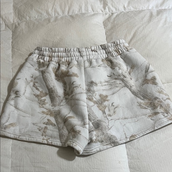 Comfrt camo shorts - Picture 4 of 4